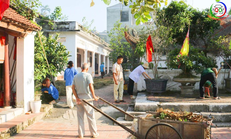 Sôi nổi Lễ ra quân tổng vệ sinh môi trường, trồng hoa cây xanh tại xã Quốc Oai- Ảnh 32.