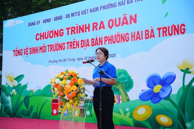 Phường Hai Bà Trưng tổ chức Lễ ra quân tổng vệ sinh môi trường trên điạ bàn phường.- Ảnh 5.