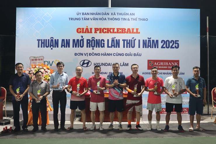 Giải Pickleball xã Thuận An mở rộng lần I năm 2025 thành công tốt đẹp- Ảnh 4.