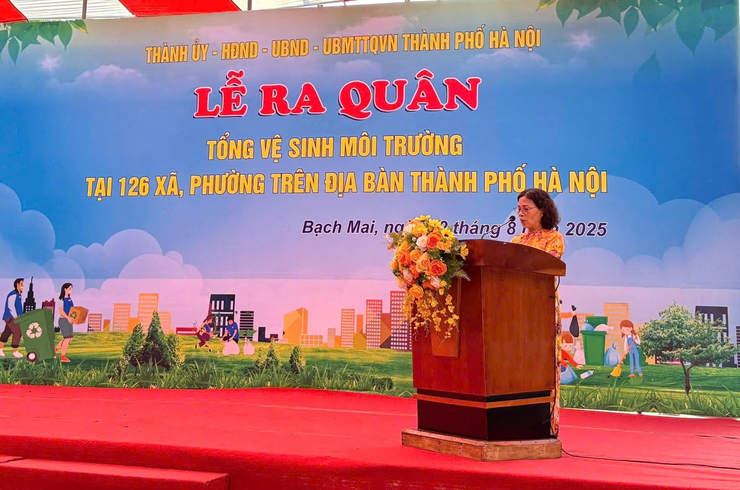 Lễ ra quân tổng vệ sinh môi trường tại Phường Bạch Mai- Ảnh 4.