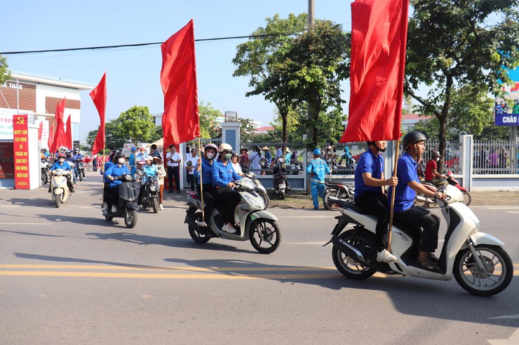 Xã Thuận An phát động Phong trào thi đua “Sáng - Xanh - Sạch - Đẹp”- Ảnh 5.