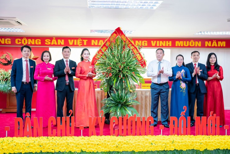Đại hội Đảng bộ phường Dương Nội lần thứ I, nhiệm kỳ 2025 – 2030 thành công tốt đẹp- Ảnh 1.