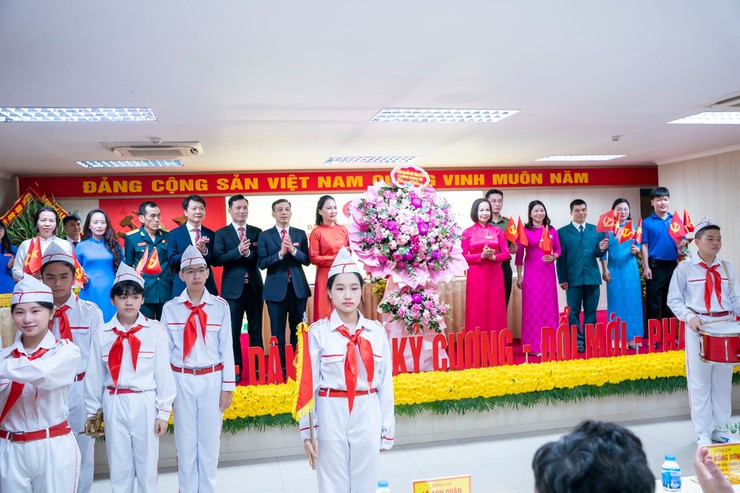 Đại hội Đảng bộ phường Dương Nội lần thứ I, nhiệm kỳ 2025 – 2030 thành công tốt đẹp- Ảnh 5.
