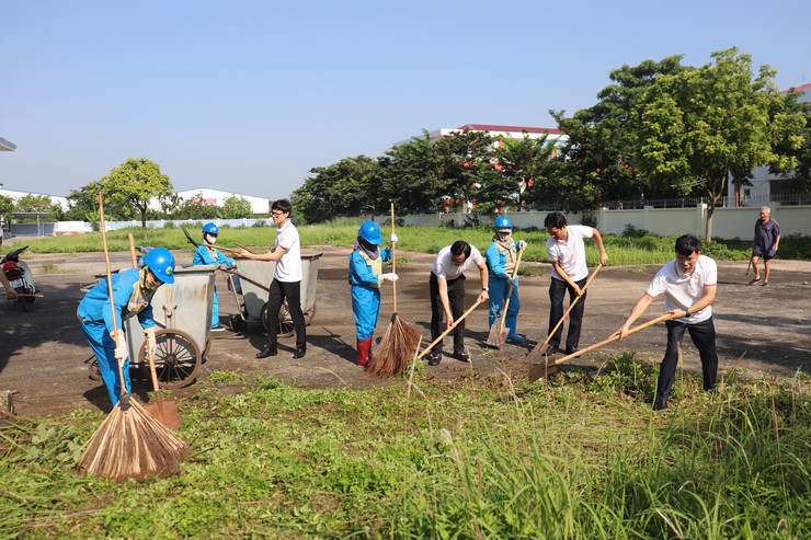 Xã Thuận An phát động Phong trào thi đua “Sáng - Xanh - Sạch - Đẹp”- Ảnh 7.