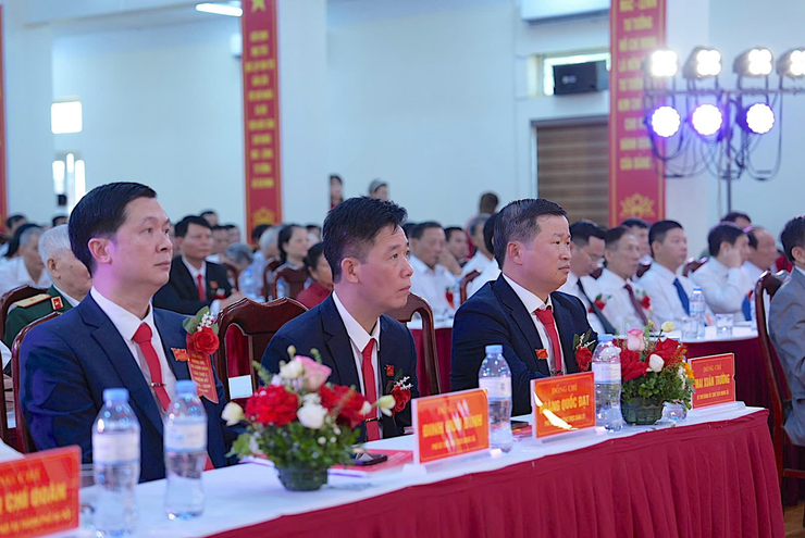 ĐẠI HỘI ĐẠI BIỂU ĐẢNG BỘ XÃ DÂN HÒA LẦN THỨ I, NHIỆM KỲ 2025- 2030 : VỮNG BƯỚC TIẾN VÀO KỶ NGUYÊN MỚI- Ảnh 4.