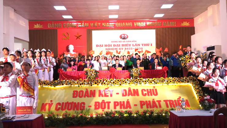 ĐẠI HỘI ĐẠI BIỂU ĐẢNG BỘ XÃ DÂN HÒA LẦN THỨ I, NHIỆM KỲ 2025- 2030 : VỮNG BƯỚC TIẾN VÀO KỶ NGUYÊN MỚI- Ảnh 5.