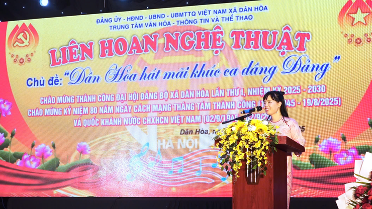 LIÊN HOAN NGHỆ THUẬT CHÀO MỪNG THÀNH CÔNG ĐẠI HỘI ĐẢNG BỘ XÃ DÂN HÒA LẦN THỨ I, NHIỆM KỲ 2025 - 2030: KHÍ THẾ MỚI, NIỀM TIN MỚI- Ảnh 2.