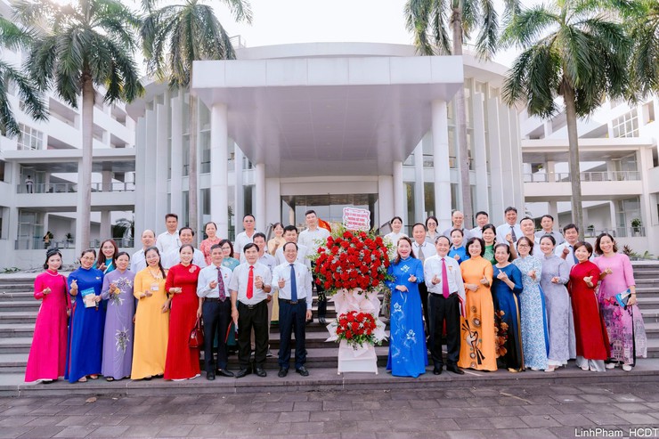 Đại hội Đảng bộ Doanh nghiệp phường Việt Hưng lần thứ I, nhiệm kỳ 2025 - 2030- Ảnh 4.