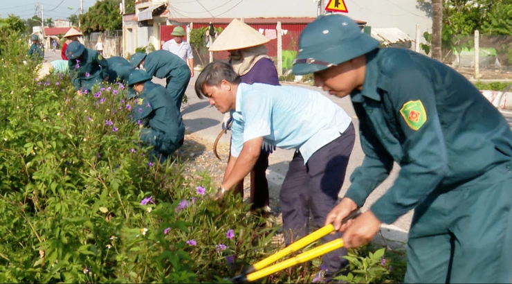 ỨNG HOÀ PHÁT ĐỘNG TỔNG RA QUÂN VỆ SINH MÔI TRƯỜNG.- Ảnh 10.