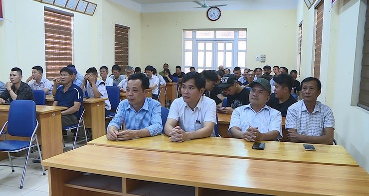 Xã Phúc Thọ tập huấn cho lực lượng tuần tra, canh gác bảo vệ đê điều phục vụ công tác PCTT&TKCN năm 2025- Ảnh 2.