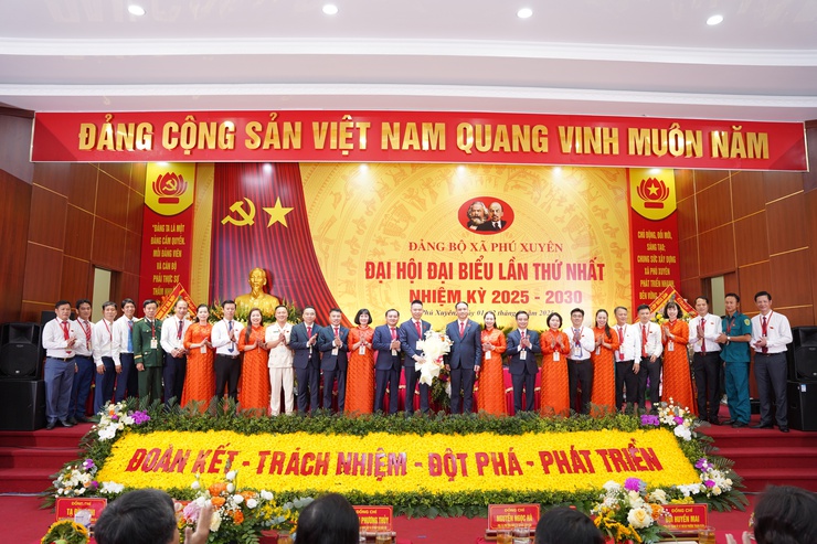 Đại hội đại biểu Đảng bộ xã Phú Xuyên lần thứ I, nhiệm kỳ 2025 -2030: Khơi dậy khát vọng, kiến tạo tương lai- Ảnh 11.