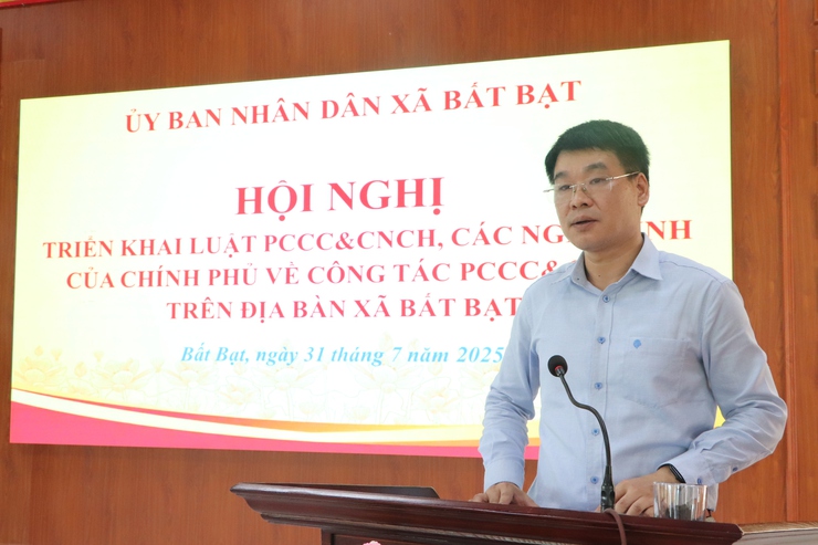 Hội nghị hướng dẫn triển khai công tác PCCC và CNCH trên địa bàn xã Bất Bạt, TP Hà Nội- Ảnh 4.