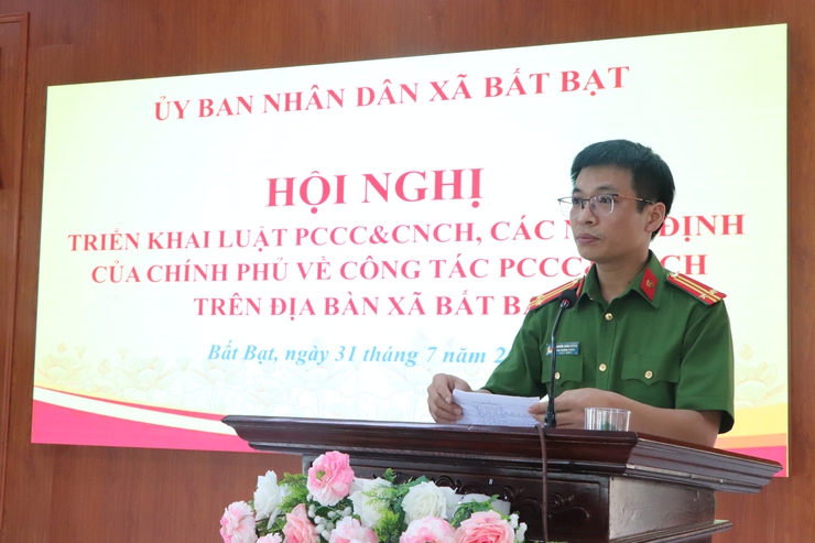 Hội nghị hướng dẫn triển khai công tác PCCC và CNCH trên địa bàn xã Bất Bạt, TP Hà Nội- Ảnh 3.