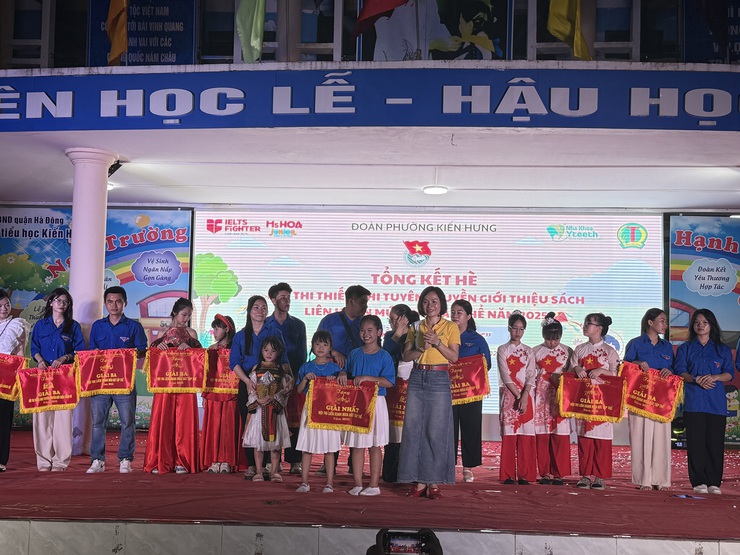 Sôi nổi Hội thi thiếu nhi tuyên truyền giới thiệu sách và liên hoan múa hát tập thể năm 2025- Ảnh 3.