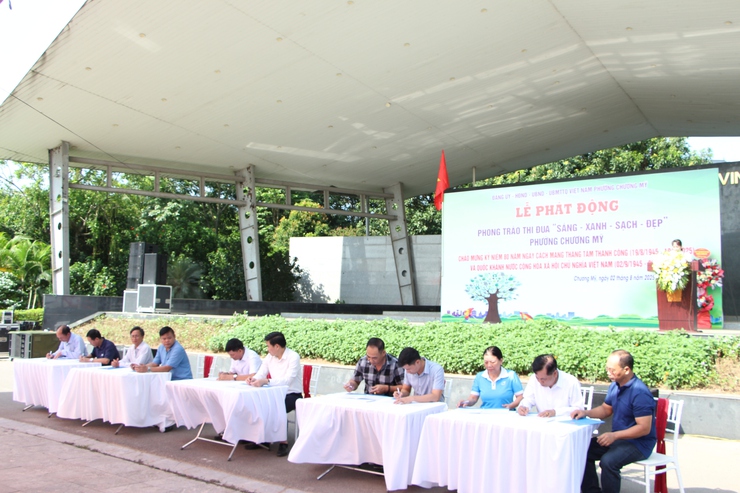 Phường Chương Mỹ phát động phong trào “Sáng - Xanh - Sạch - Đẹp”, ra quân tổng vệ sinh môi trường- Ảnh 5.