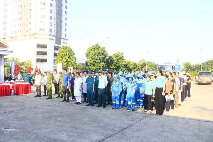 TÂY MỖ PHÁT ĐỘNG ĐỢT CAO ĐIỂM VỀ TRẬT TỰ ĐÔ THỊ, AN TOÀN GIAO THÔNG VÀ VỆ SINH MÔI TRƯỜNG CHÀO MỪNG CÁC NGÀY LỄ LỚN VÀ ĐẠI HỘI ĐẢNG BỘ PHƯỜNG- Ảnh 2.