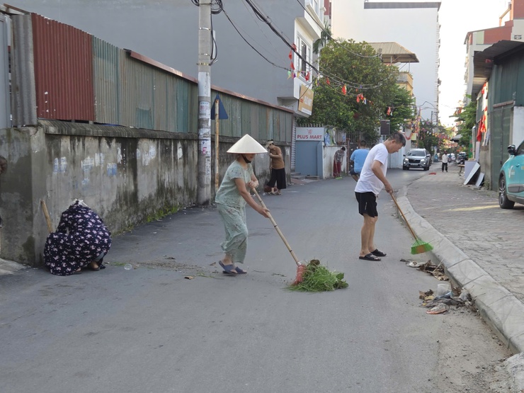 Phường Xuân Phương phát động đợt cao điểm về trật tự đô thị, an toàn giao thông và vệ sinh môi trường Chào mừng các ngày Lễ lớn và Đại hội Đảng bộ Phường- Ảnh 10.