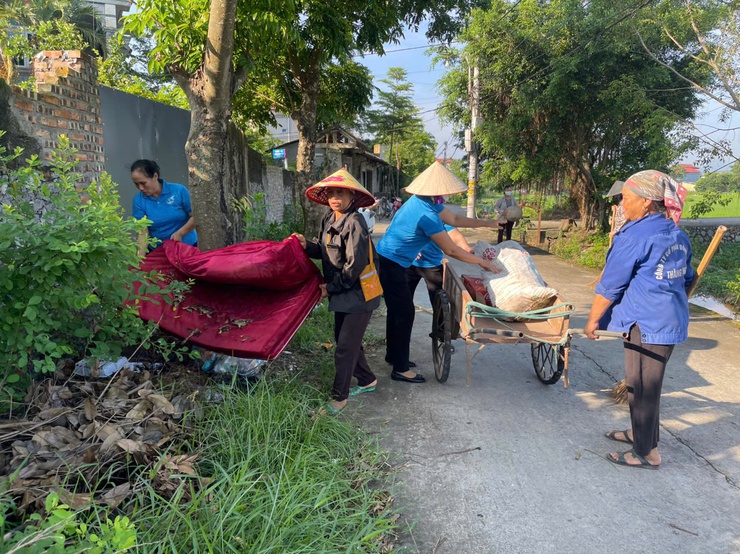Hòa Xá đồng loạt ra quân tổng vệ sinh môi trường: Chung tay để quê hương sáng – xanh – sạch – đẹp hơn- Ảnh 9.