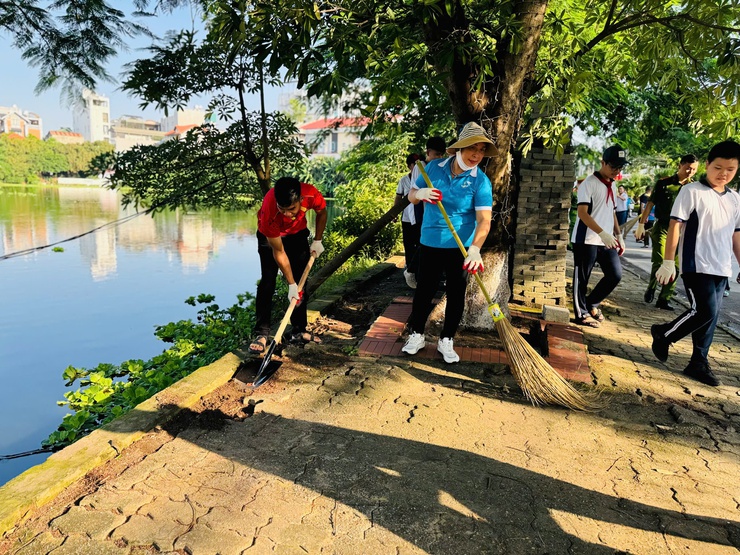Xã Thanh Trì: Từng bước làm thay đổi diện mạo, cảnh quan đô thị, tạo điểm nhấn, xây dựng xã “Sáng - Xanh - Sạch - Đẹp”- Ảnh 18.