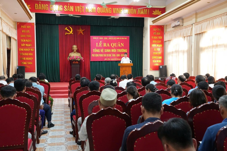 Xã Hòa Phú: Lễ ra quân phát động bảo vệ môi trường và phong trào thi đua Sáng, xanh, sạch đẹp- Ảnh 1.
