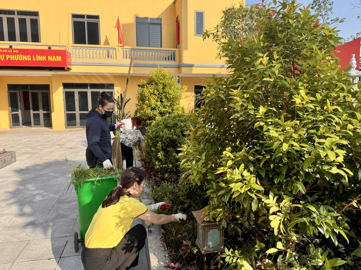 Phường Lĩnh Nam: Chung tay giữ gìn môi trường, xây dựng nếp sống văn minh, hiện đại.- Ảnh 8.