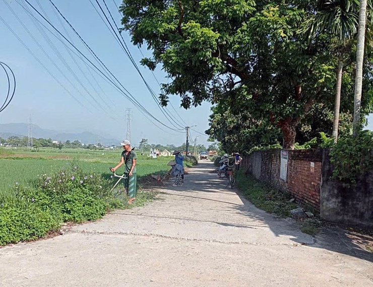 Xuân Mai ra quân tổng VSMT và phát động phong trào thi đua “Sáng - Xanh - Sạch - Đẹp”- Ảnh 16.