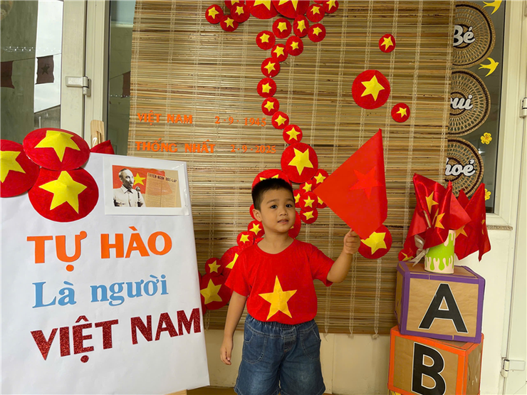 Hoạt động chào mừng Quốc khánh 2/9 của các bé lớp Mẫu giáo Lớn A2 - Trường Mầm non số 6- Ảnh 19.