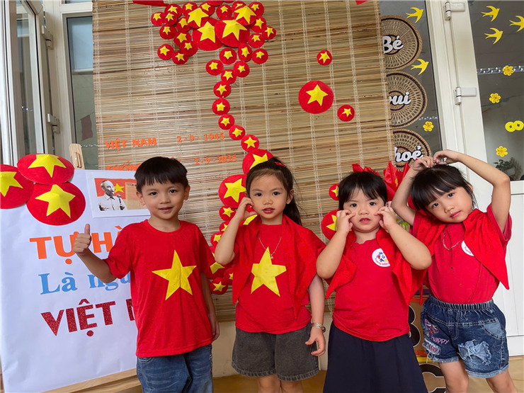 Hoạt động chào mừng Quốc khánh 2/9 của các bé lớp Mẫu giáo Lớn A2 - Trường Mầm non số 6- Ảnh 10.