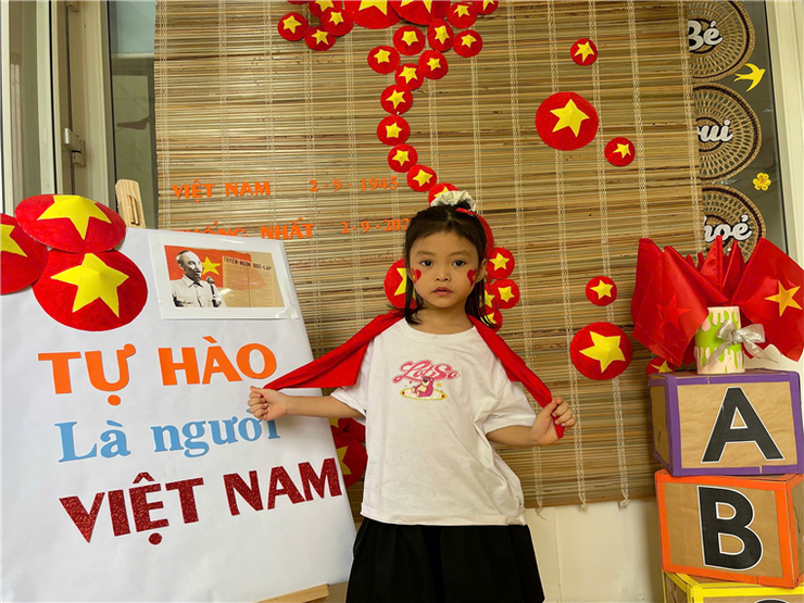 Hoạt động chào mừng Quốc khánh 2/9 của các bé lớp Mẫu giáo Lớn A2 - Trường Mầm non số 6- Ảnh 8.