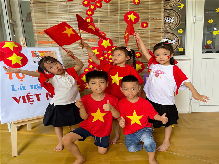 Hoạt động chào mừng Quốc khánh 2/9 của các bé lớp Mẫu giáo Lớn A2 - Trường Mầm non số 6- Ảnh 6.