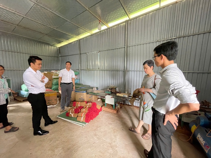 Tổ chức HSCV (Hoa Kỳ) khảo sát, định hướng hỗ trợ sinh kế và việc làm cho thanh niên xã Suối Hai- Ảnh 2.