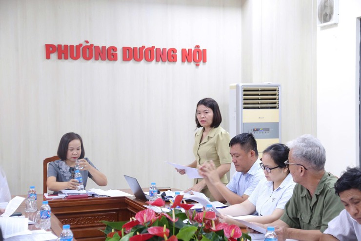 Họp Tổ tuyên truyền, vận động nhân dân GPMB thực hiện Dự án xây dựng nhà ở cho lực lượng vũ trang CAND tại phường Dương Nội- Ảnh 2.