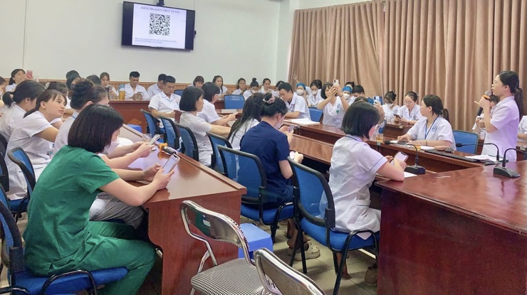 BVĐK Sóc Sơn: Nâng cao nhận thức việc vệ sinh tay cho cán bộ y tế góp phần đảm bảo an toàn người bệnh- Ảnh 1.