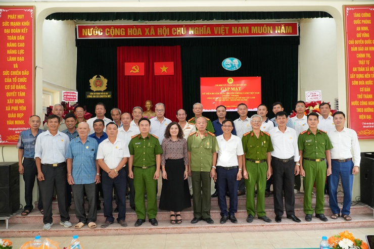 Chi hội Cựu Công an xã Chuyên Mỹ tổ chức gặp mặt truyền thống- Ảnh 3.