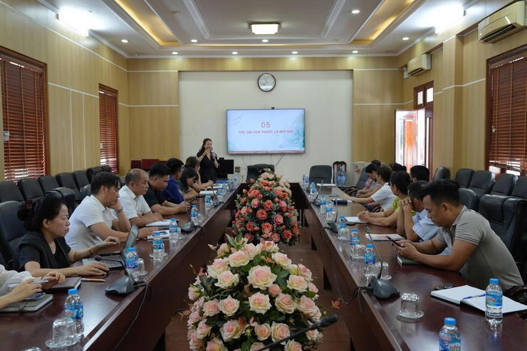 Xã Thanh Oai: Tập huấn, hướng dẫn xây dựng môi trường làm việc không khói thuốc- Ảnh 3.