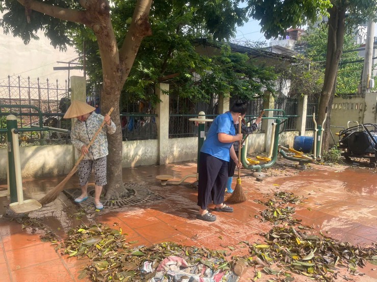 Đô thị Tây Hồ xanh - chào mừng Quốc khánh- Ảnh 1.