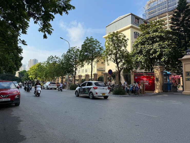 Ngày 20/8, Hà Nội mùa thu trời nắng, không quá nóng- Ảnh 1.