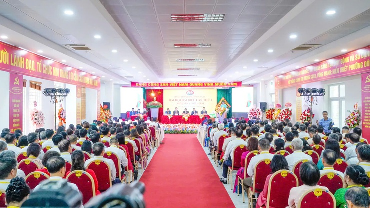 XÂY DỰNG ĐẢNG BỘ, HỆ THỐNG CHÍNH TRỊ TRONG SẠCH VỮNG MẠNH; KIẾN THIẾT PHƯỜNG ĐÔNG NGẠC TRỞ THÀNH ĐÔ THỊ GIÀU ĐẸP, VĂN MINH, HIỆN ĐẠI- Ảnh 4.