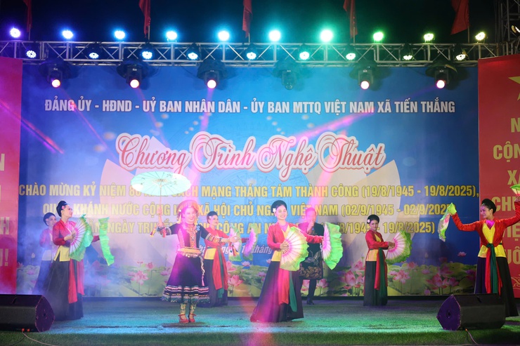 Đặc sắc chương trình nghệ thuật chào mừng Cách mạng Tháng Tám và Quốc khánh 2/9- Ảnh 9.