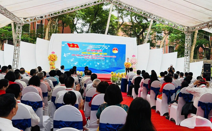Khánh thành Vườn hoa phường Kim Liên – Công trình ý nghĩa chào mừng Đại hội đại biểu Đảng bộ phường Kim Liên lần thứ I, nhiệm kỳ 2025-2030- Ảnh 3.