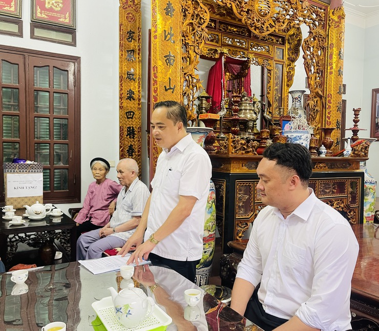 Đồng chí Phạm Xuân Toàn – Bí thư Đảng ủy, Chủ tịch HĐND xã Thiên Lộc -Trưởng đoàn công tác số 01 thăm, tặng quà tri ân người có công nhân dịp kỷ niệm 80 năm Quốc khánh 02/9- Ảnh 14.
