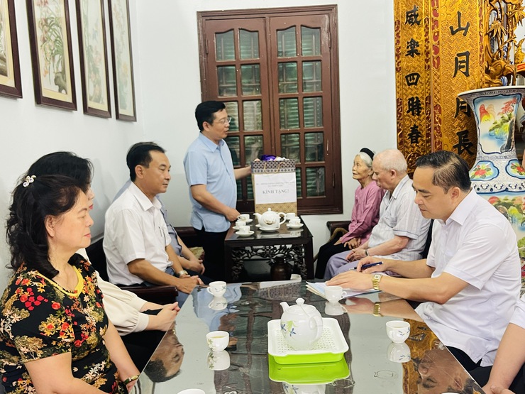 Đồng chí Phạm Xuân Toàn – Bí thư Đảng ủy, Chủ tịch HĐND xã Thiên Lộc -Trưởng đoàn công tác số 01 thăm, tặng quà tri ân người có công nhân dịp kỷ niệm 80 năm Quốc khánh 02/9- Ảnh 15.