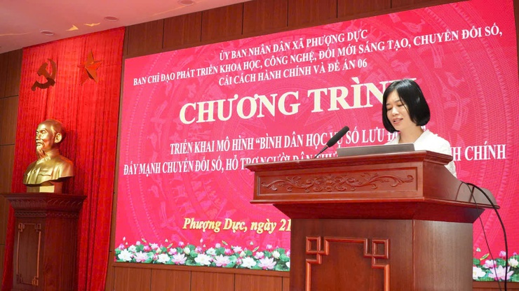 Hội nghị tập huấn hướng dẫn các nhiệm vụ triển khai “Bình dân học vụ số lưu động” trên địa bàn xã Phượng Dực- Ảnh 1.
