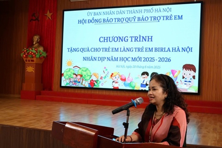 Tặng quà cho trẻ em tại Làng trẻ em Birla Hà Nội chuẩn bị bước vào năm học mới 2025-2026- Ảnh 5.