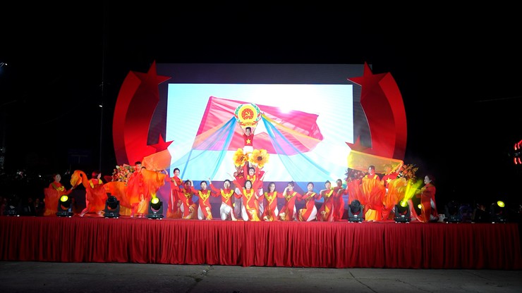 Liên hoan văn nghệ chào mừng thành công của Đại hội đại biểu Đảng bộ xã Dương Hoà lần thứ I, nhiệm kỳ 2025 – 2030- Ảnh 6.