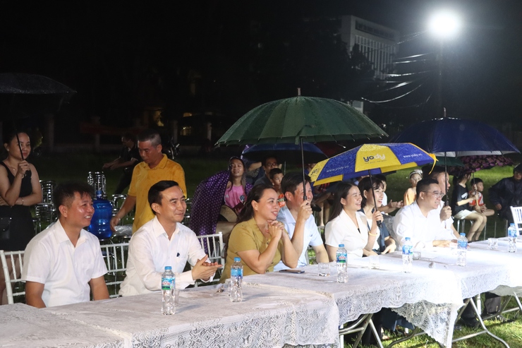 Chương trình nghệ thuật đặc biệt chào mừng kỷ niệm 80 năm Cách mạng tháng Tám và Quốc khánh 2/9- Ảnh 3.