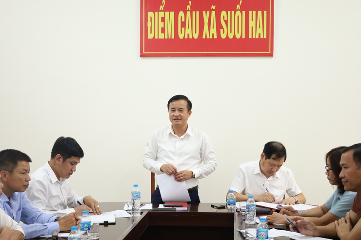 UBND xã Suối Hai họp triển khai công tác chuẩn bị năm học mới 2025 -2030- Ảnh 1.