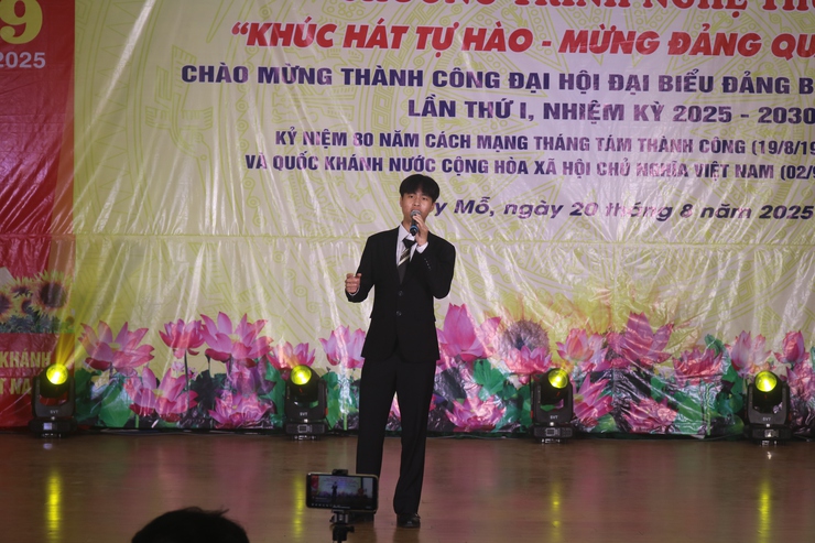 Chương trình nghệ thuật chào mừng thành công Đại hội đại biểu Đảng bộ phường Tây Mỗ lần thứ I, nhiệm kỳ 2025 – 2030- Ảnh 4.