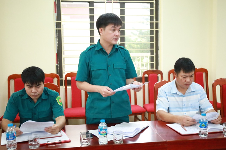 Đoàn công tác cụm phòng thủ khu vực 2 – Phúc Thọ làm việc tại xã Minh Châu.- Ảnh 2.