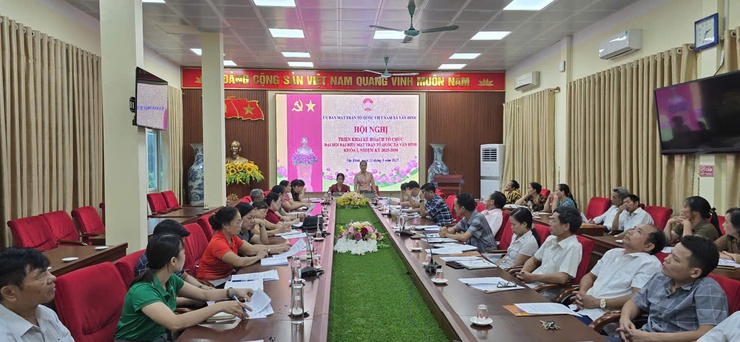 UBMTTQ xã tổ chức hội nghị triển khai kế hoạch tổ chức Đại hội Đại biểu MTTQ xã Vân Đình- Ảnh 2.